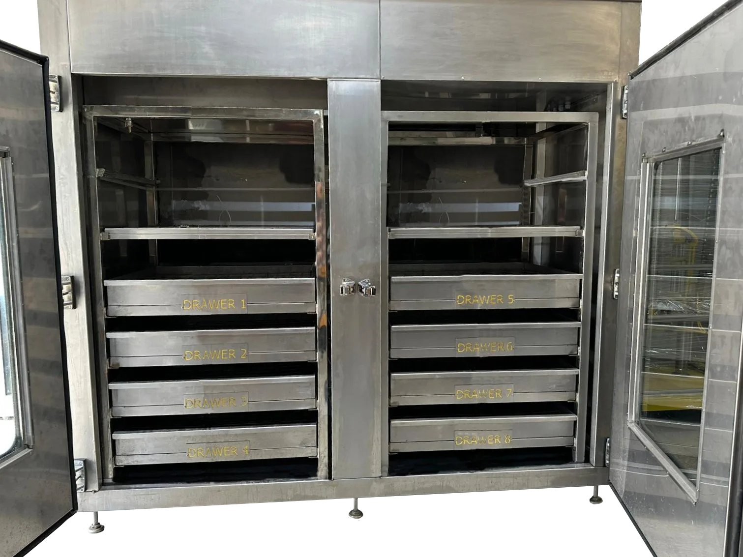 Vector VTR-1025D dual-door cement curing cabinet — interior shelving